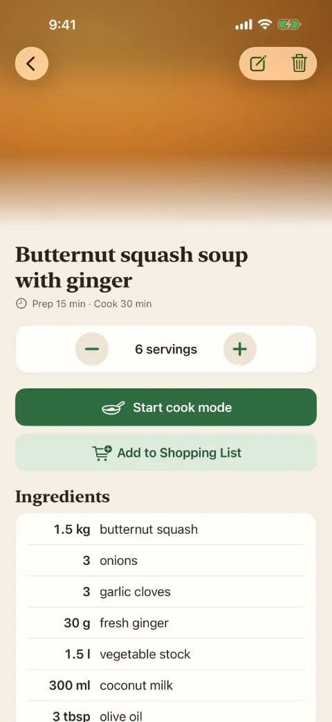 Capture de Kochzettel en anglais. Une soupe de courge butternut au gingembre, réglée sur 6 personnes. Dessous, les boutons pour passer en mode cuisine et pour l’ajouter à la liste de courses, puis les ingrédients et leurs quantités.